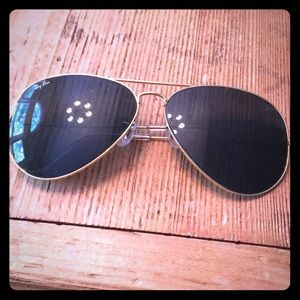Ray ban aviator sunglasses